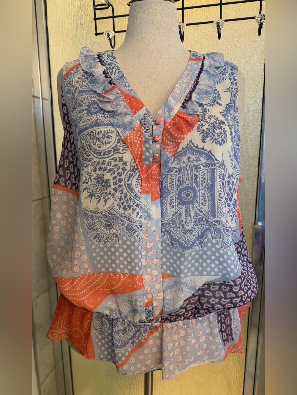 Tommy Hilfiger Sleeveless Patchwork Paisley Ruffle Top 1X EUC $28